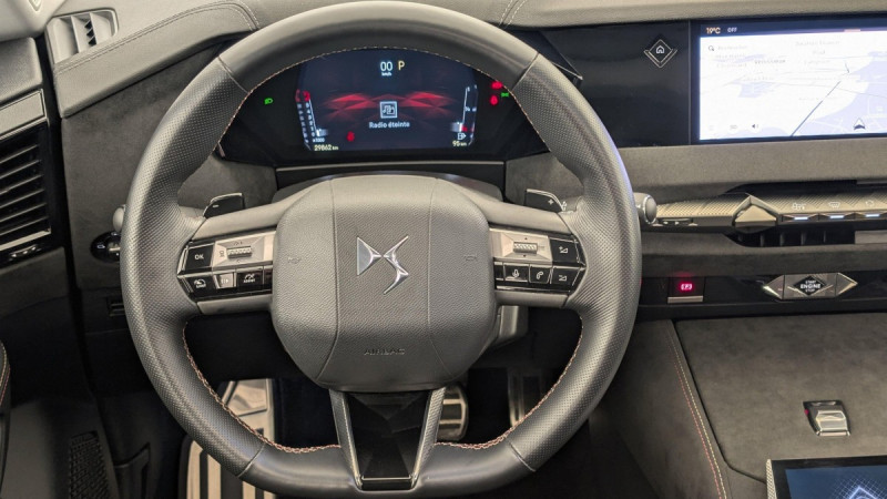 Photo 14 de l'offre de DS DS4 PureTech 130 EAT8 Performance Line+ à 24837€ chez Carlyss automobiles Vitré