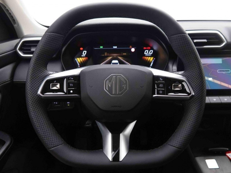 Photo 8 de l'offre de MG Motor ZS 1.5i 115 Comfort à 23498€ chez Carlyss automobiles Vitré
