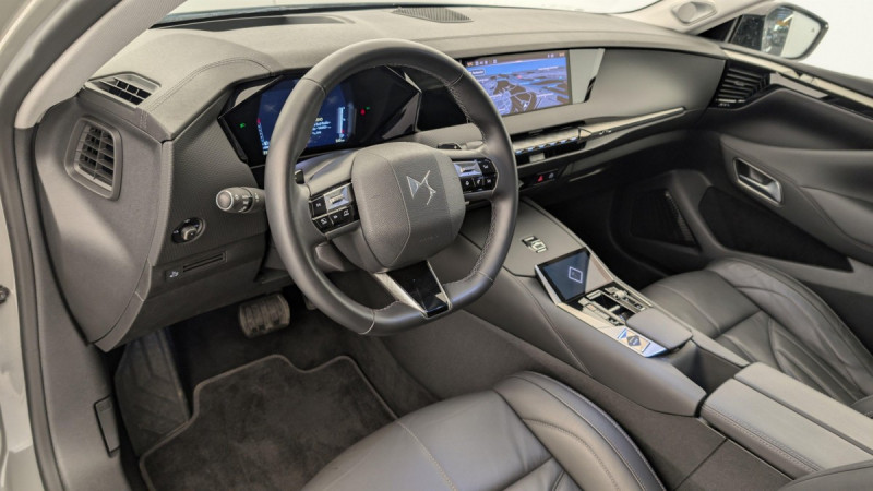 Photo 15 de l'offre de DS DS4 PureTech 130 EAT8 Cross Rivoli à 23638€ chez Carlyss automobiles Vitré