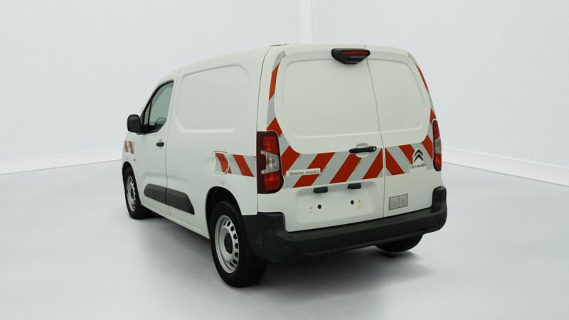 Photo 5 de l'offre de CITROEN BERLINGO VAN M 650 BLUEHDI 100 S&S BVM5 CLUB à 12777€ chez Carlyss automobiles Vitré