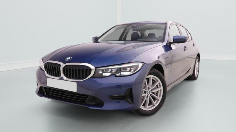 Photo 1 de l'offre de Bmw 3 330e 292 PHEV Business Edition à 34098€ chez Carlyss automobiles Vitré