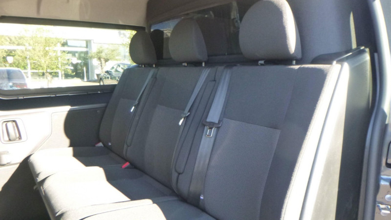 Photo 17 de l'offre de CITROEN Jumpy Cabine Approfondie JUMPY CAB APPROFONDIE M BLUEHDI 180 S&S EAT8 à 40857€ chez Carlyss automobiles Vitré