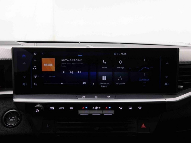 Photo 12 de l'offre de OPEL Grandland 1.2 T Hybrid 145 GS à 35398€ chez Carlyss automobiles Vitré