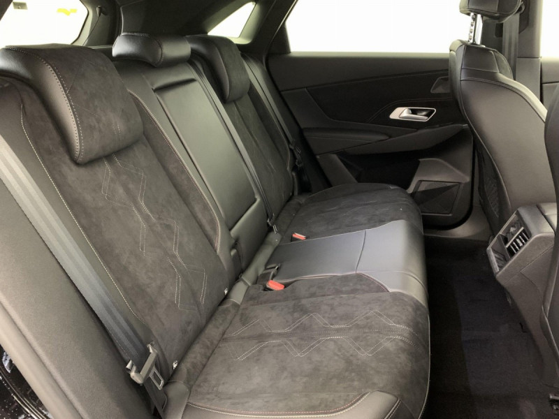 Photo 11 de l'offre de DS DS7 BlueHDi 130 EAT8 Pallas à 33598€ chez Carlyss automobiles Vitré