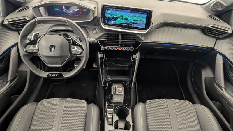 Photo 13 de l'offre de PEUGEOT 208 Hybrid 136 e-DCS6 GT à 21505€ chez Carlyss automobiles Vitré