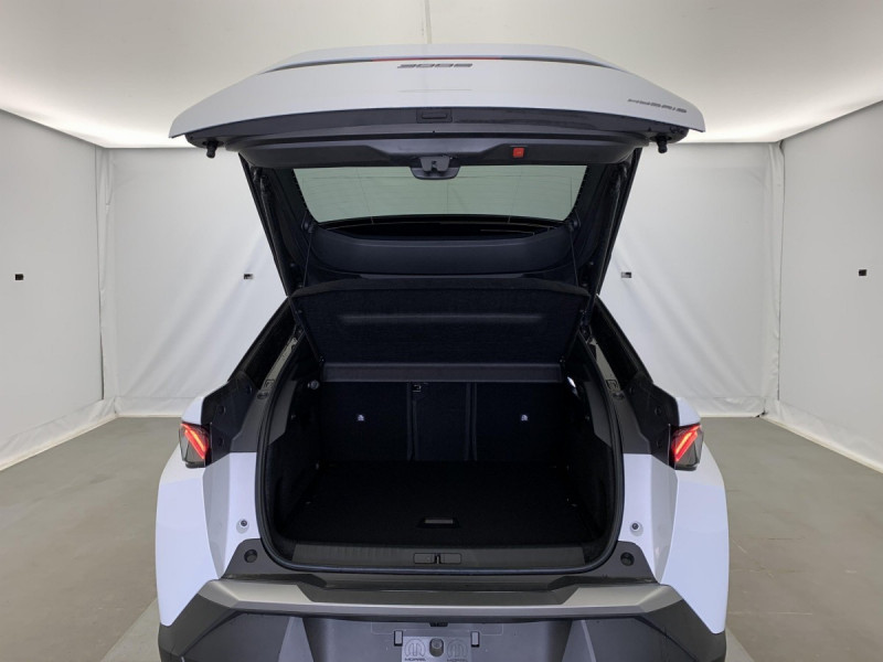 Photo 11 de l'offre de PEUGEOT 3008 Hybrid 145 e-DCS6 GT à 31598€ chez Carlyss automobiles Vitré