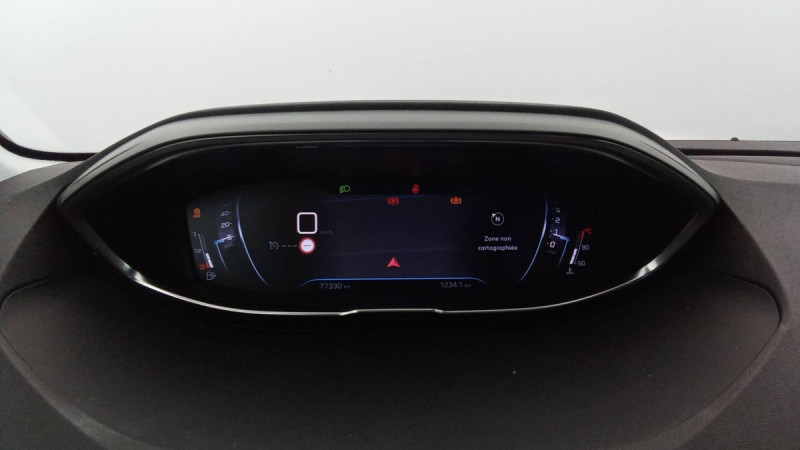 Photo 6 de l'offre de PEUGEOT 5008 PureTech 130ch S&S BVM6 Allure à 19598€ chez Carlyss automobiles Vitré