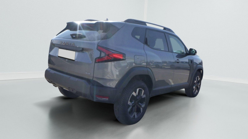 Photo 2 de l'offre de DACIA DUSTER Duster TCe 130 4x4 Extreme à 28998€ chez Carlyss automobiles Vitré
