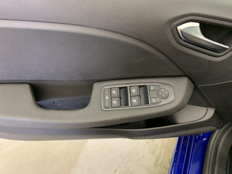 Photo 16 de l'offre de RENAULT CLIO 5 TCE 90 GSR2 EVOLUTION à 17198€ chez Carlyss automobiles Vitré