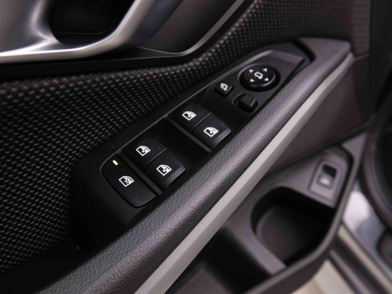 Photo 13 de l'offre de Bmw 3 318I TOURING 156 à 31198€ chez Carlyss automobiles Vitré