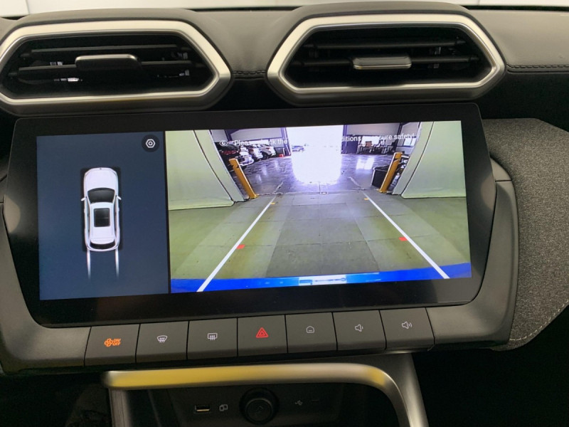 Photo 12 de l'offre de MG Motor ZS 1.5 L Hybrid+ 197 ch Comfort à 23498€ chez Carlyss automobiles Vitré