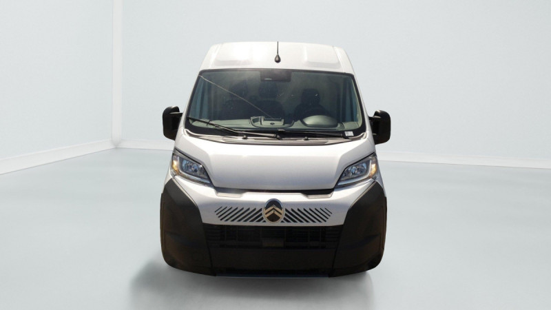 Photo 4 de l'offre de CITROEN Jumper Fourgon TOLE 35 L2H2 180 S&S BVA8 à 31437€ chez Carlyss automobiles Vitré