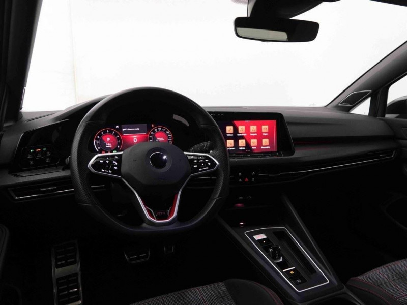 Photo 10 de l'offre de Volkswagen Golf GTi 2.0 TSi 245 DSG Black Style à 31114€ chez Carlyss automobiles Vitré