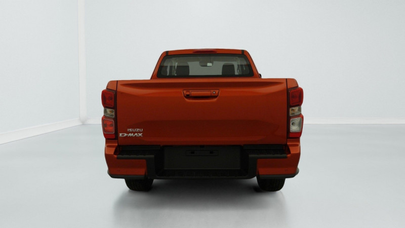 Photo 5 de l'offre de ISUZU D-MAX 1.9 4X4 SPACE CAB N60 B.B+  AT à 39109€ chez Carlyss automobiles Vitré