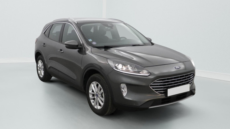 Photo 1 de l'offre de FORD KUGA Kuga 2.5 Duratec 225 ch PHEV Powershift Titanium à 25598€ chez Carlyss automobiles Vitré