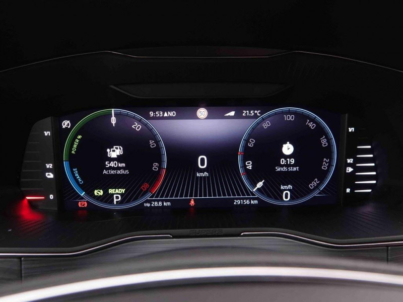 Photo 19 de l'offre de SKODA Superb 1.4 TSi 218 PHEV Combi Edition à 32177€ chez Carlyss automobiles Vitré