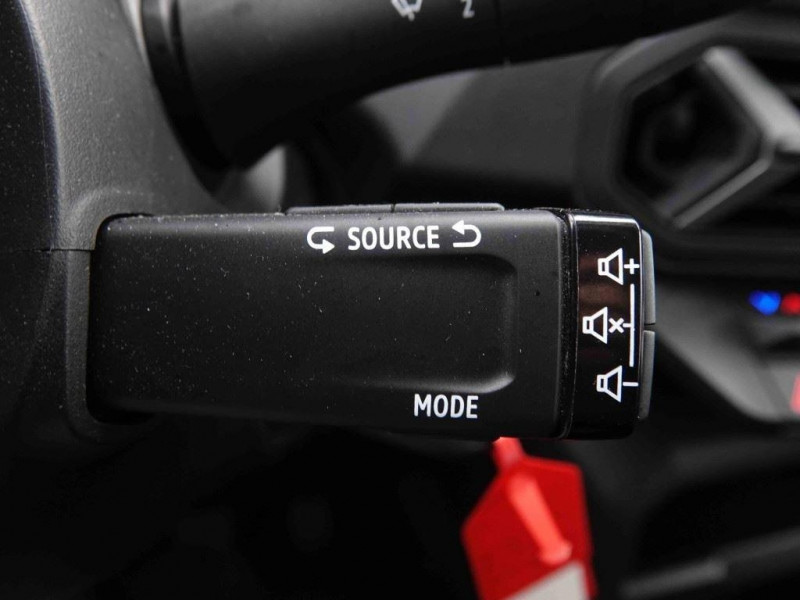 Photo 15 de l'offre de DACIA DUSTER 1.2 Mild Hybrid 130 Expression à 25198€ chez Carlyss automobiles Vitré