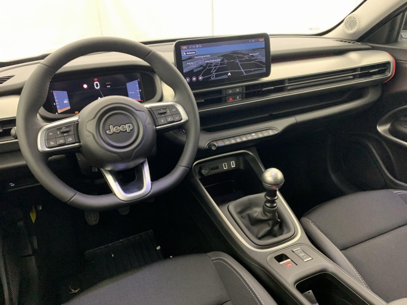 Photo 14 de l'offre de Jeep Avenger 1.2 Turbo T3 100 ch Summit à 23998€ chez Carlyss automobiles Vitré