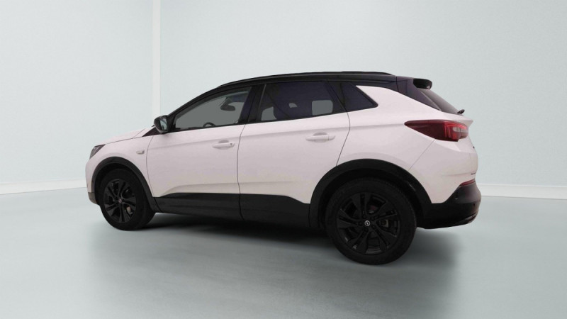 Photo 2 de l'offre de OPEL Grandland 1.2T 130 AT GS-Line à 28598€ chez Carlyss automobiles Vitré