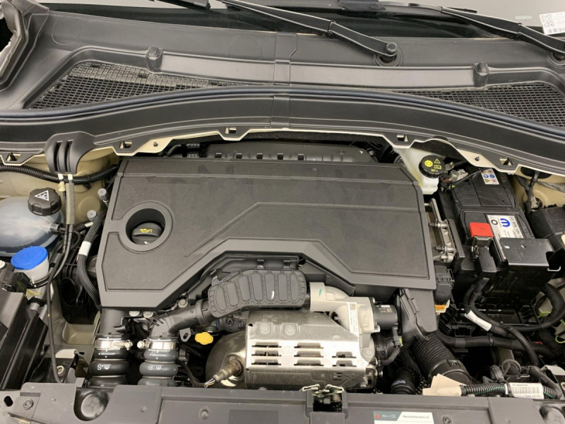 Photo 22 de l'offre de Citroën C3 SOCIETE NOUVELLE TURBO 100 BVM PRO à 15597€ chez Carlyss automobiles Vitré