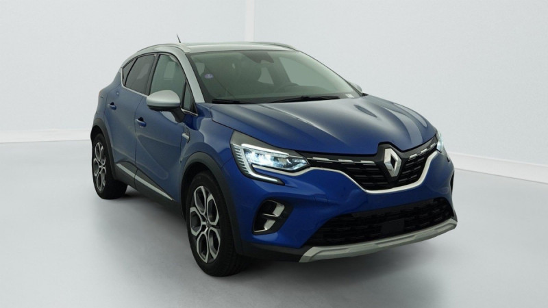 Photo 1 de l'offre de RENAULT CAPTUR TCe 100 Intens à 12380€ chez Carlyss automobiles Vitré