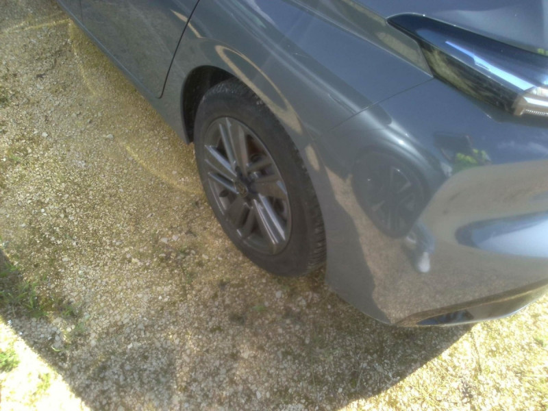 Photo 7 de l'offre de PEUGEOT 308 PureTech 130ch S&S BVM6 Allure à 19198€ chez Carlyss automobiles Vitré