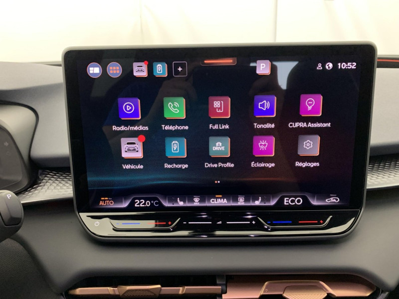 Photo 28 de l'offre de Cupra Terramar 1.5 eHybrid 204 ch DSG6 V à 40998€ chez Carlyss automobiles Vitré