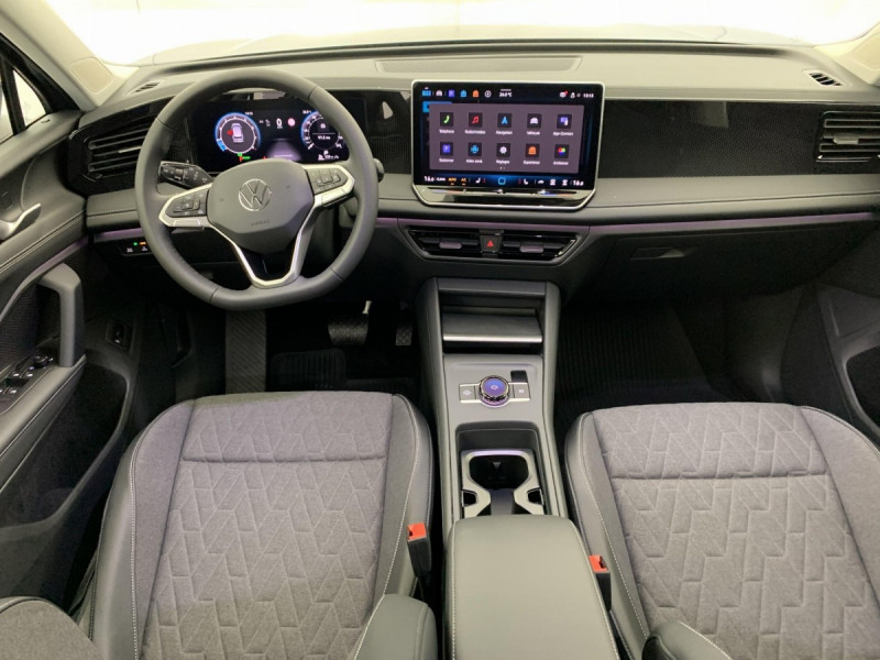 Photo 10 de l'offre de VOLKSWAGEN TIGUAN NOUVEAU 1.5 eTSI 150CV DSG7 LIFE PLUS à 39498€ chez Carlyss automobiles Vitré