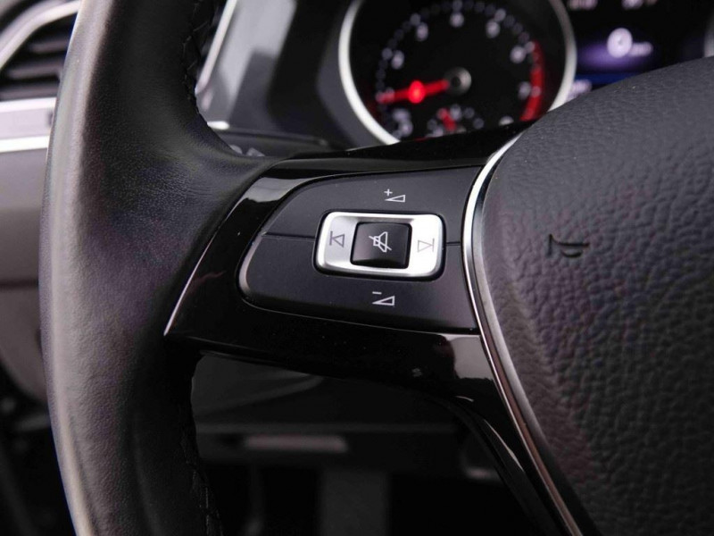Photo 16 de l'offre de VOLKSWAGEN Tiguan Allspace 1.5 TSi 150 DSG Comfortline 7pl à 35329€ chez Carlyss automobiles Vitré