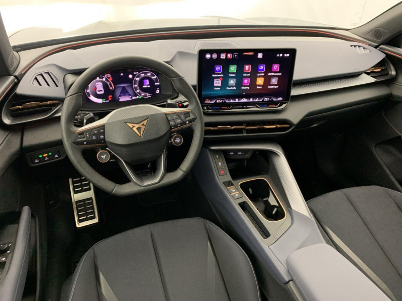 Photo 15 de l'offre de Cupra Terramar 1.5 eTSI Hybrid 150 ch DSG7 V à 36998€ chez Carlyss automobiles Vitré