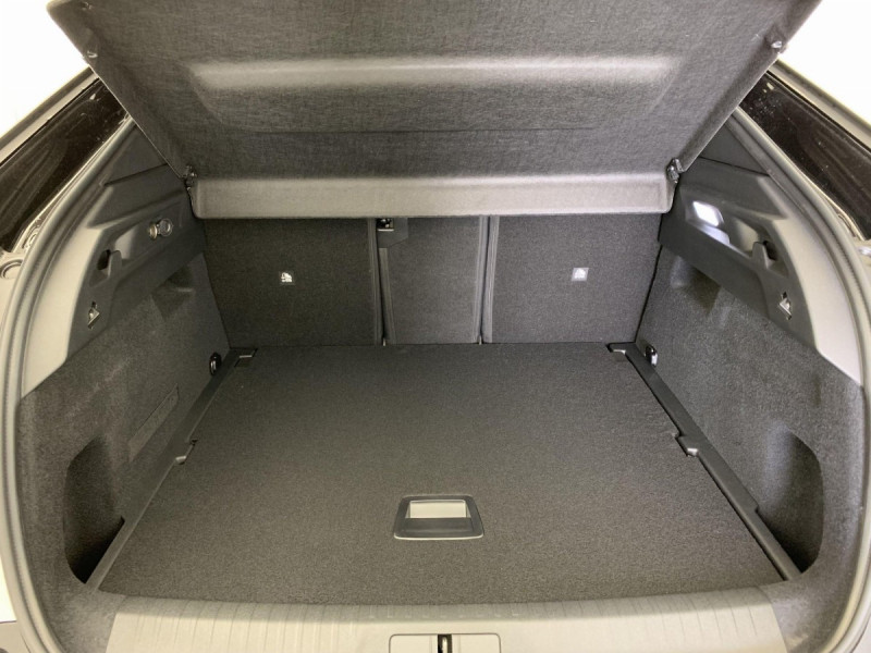 Photo 11 de l'offre de PEUGEOT 3008 Hybrid 145 e-DCS6 GT à 34998€ chez Carlyss automobiles Vitré