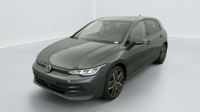 Photo 3 de l'offre de VOLKSWAGEN GOLF 8 1.5 eTSI EVO2 116 DSG7 Life Plus à 29998€ chez Carlyss automobiles Vitré