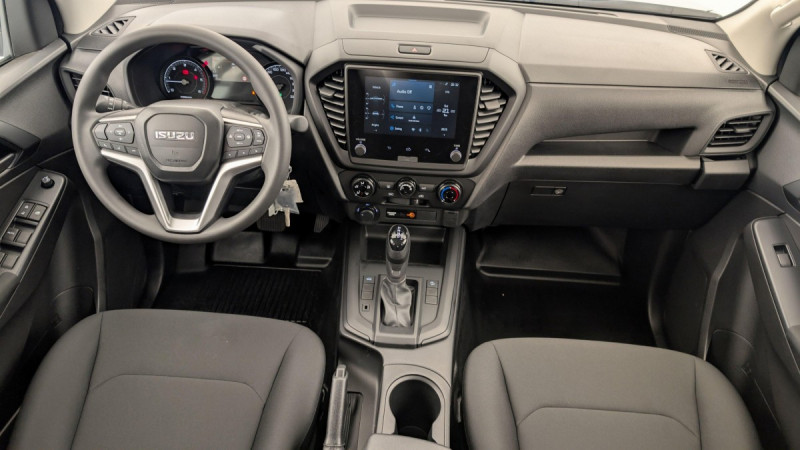 Photo 12 de l'offre de ISUZU D-MAX 1.9 4X4 CREW CAB N60 B AT 4 places à 43197€ chez Carlyss automobiles Vitré