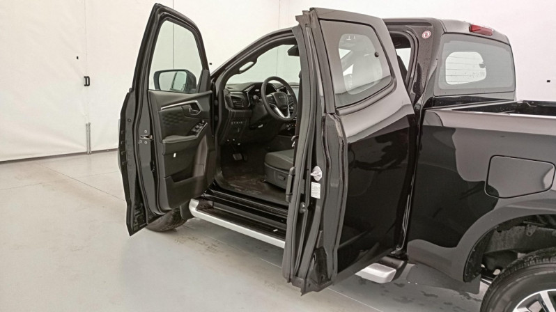 Photo 10 de l'offre de ISUZU D-MAX 1.9 4X4 SPACE CAB N60 F+  AT à 43601€ chez Carlyss automobiles Vitré
