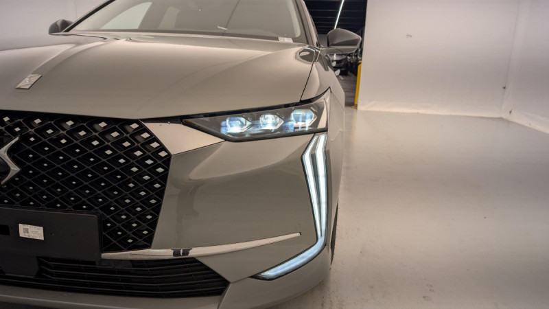 Photo 21 de l'offre de DS DS4 PureTech 130 EAT8 Rivoli à 22986€ chez Carlyss automobiles Vitré