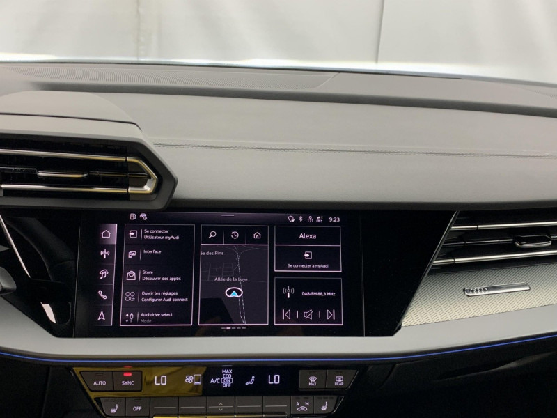 Photo 33 de l'offre de AUDI A3 SPORTBACK NOUVELLE 45 TFSI E HYBRIDE RECHARGEABLE 272 S TRONIC 6 S LINE à 43998€ chez Carlyss automobiles Vitré