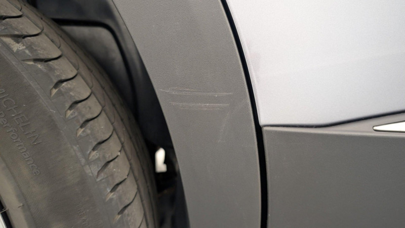 Photo 28 de l'offre de PEUGEOT 5008 PureTech 130ch S&S BVM6 Allure Pack à 24879€ chez Carlyss automobiles Vitré