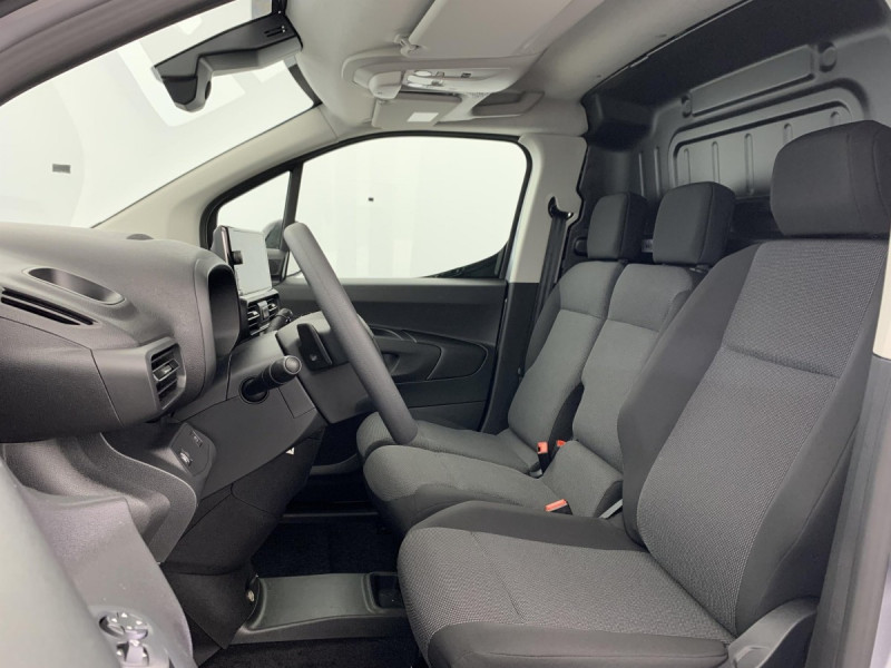 Photo 8 de l'offre de CITROEN BERLINGO VAN TAILLE M 650KG BLUEHDI 130 S&S EAT8 à 21837€ chez Carlyss automobiles Vitré