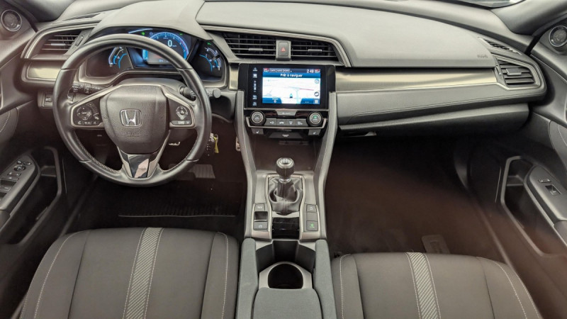 Photo 13 de l'offre de HONDA Civic 2018 CIVIC 1.0 I-VTEC 126 ELEGANCE à 14498€ chez Carlyss automobiles Vitré