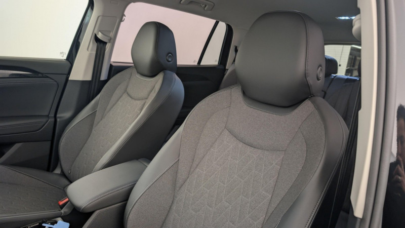 Photo 14 de l'offre de Volkswagen Tayron 1.5 eTSI 150ch DSG7 7pl Life Plus à 41598€ chez Carlyss automobiles Vitré