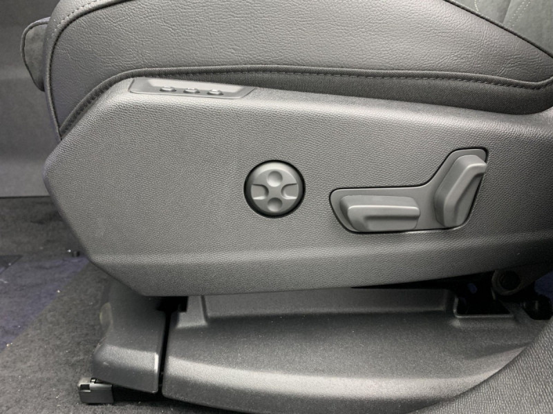 Photo 20 de l'offre de DS DS7 BlueHDi 130 EAT8 Pallas à 33598€ chez Carlyss automobiles Vitré