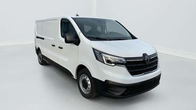 Photo 2 de l'offre de RENAULT TRAFIC FOURGON L2H1 3T BLUE DCI 150 GSR2 ADVANCE à 30837€ chez Carlyss automobiles Vitré