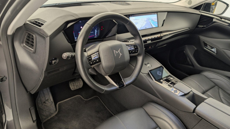 Photo 15 de l'offre de DS DS4 PureTech 130 EAT8 Rivoli à 23656€ chez Carlyss automobiles Vitré