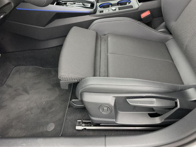 Photo 22 de l'offre de Audi A3 ALLSTREET TFSI e Hybride rechargeable 204 S tronic 6 Design à 42998€ chez Carlyss automobiles Vitré
