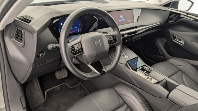 Photo 15 de l'offre de DS DS4 PureTech 130 EAT8 Rivoli à 24972€ chez Carlyss automobiles Vitré