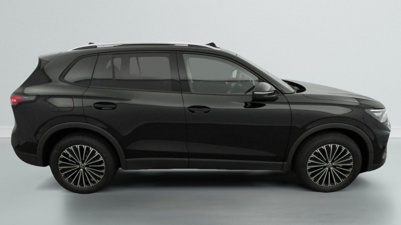 Photo 8 de l'offre de VOLKSWAGEN TIGUAN NOUVEAU 1.5 eTSI 150CV DSG7 LIFE PLUS à 40498€ chez Carlyss automobiles Vitré