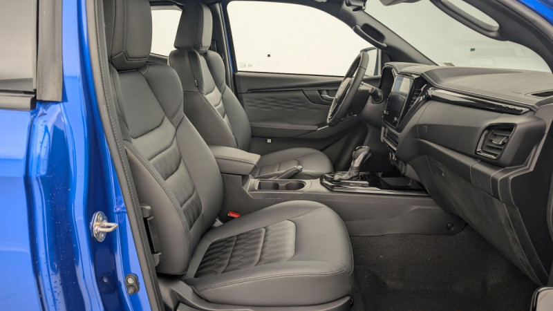 Photo 9 de l'offre de ISUZU D-MAX 1.9 4X4 SPACE CAB N60 NSPORT  AT à 45846€ chez Carlyss automobiles Vitré