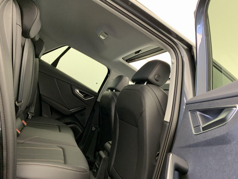 Photo 7 de l'offre de AUDI Q2 35 TFSI 150 S tronic 7 Design à 37098€ chez Carlyss automobiles Vitré