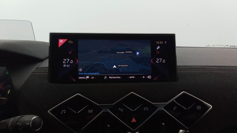 Photo 8 de l'offre de DS DS3 Crossback DS3 Crossback PureTech 130 EAT8 Performance Line à 17398€ chez Carlyss automobiles Vitré