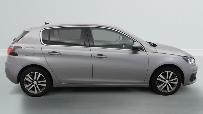 Photo 8 de l'offre de PEUGEOT 308 PureTech 130ch S&S EAT8 Allure à 15598€ chez Carlyss automobiles Vitré